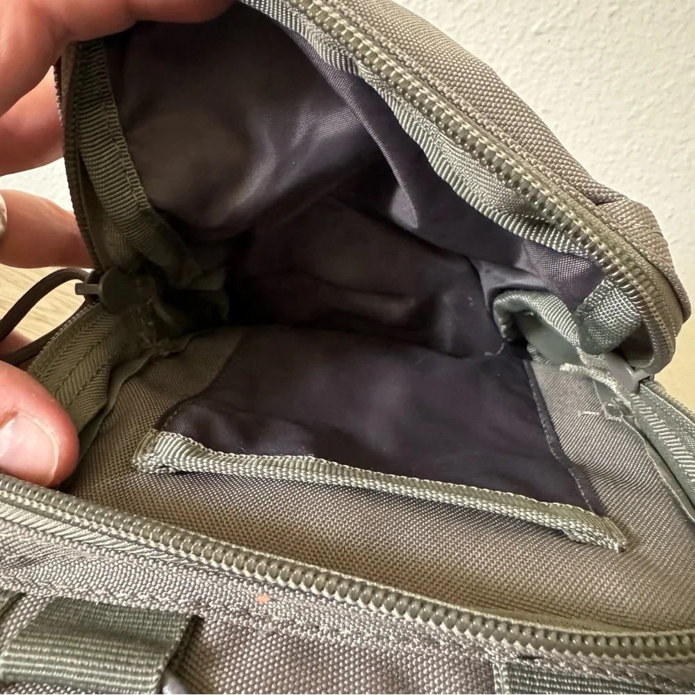 Terratac Tactical Chest Shoulder Crossbody‎ Sling Bag Pack Outdoor Travel Hiking